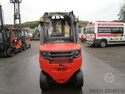 Linde H30D-01 - Triplex-Freihub + Seitenschieber