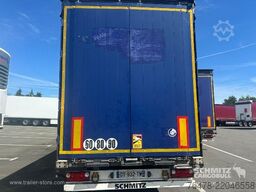 Schmitz Cargobull Curtainsider Mega