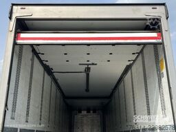 Schmitz Cargobull Tiefkühler Standard Trennwand Rolltor