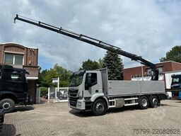 IVECO Pritsche + HIAB HIDUO 228 Kran