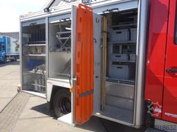 MAN LE 220C GODIVA POMP 2000 LITER TANK,MANUAL GEARBOX