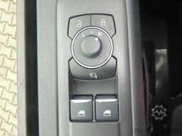 FORD Tourneo Custom 340L1 Sport PHEV AHK Exklusiv ACC