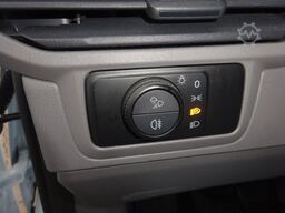 VOLKSWAGEN Transporter T7 Kasten 170PS DSG KR ACC LED 360