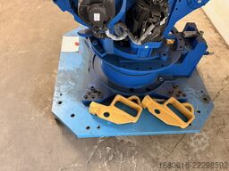 Yaskawa (2x) MH280 II + (1x) MH50 II