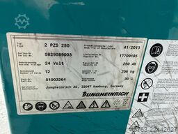 Jungheinrich EZS 130