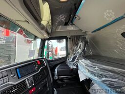 Iveco X-WAY 570 6x4 BL  Kurzholz-LKW Kran nach Wahl