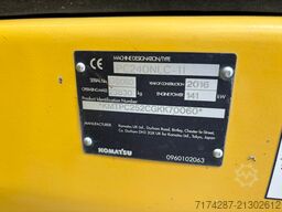 Komatsu PC240NLC-11