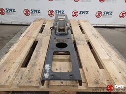 Mercedes Occ dwarsbalk voorframe Mercedes