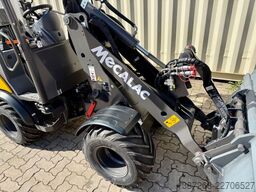 MECALAC MCL2 / Neuwertig / inkl. Schaufel