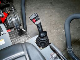 HZM 807 Profi PErkins 25PS