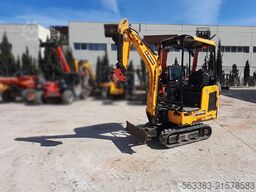 JCB 15C
