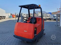 Hako matic B 1100 / nur 704h! / 2006