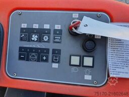 Hako matic B 1100 / nur 704h! / 2006