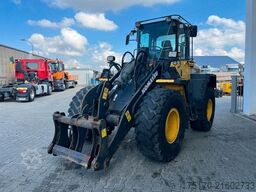 Komatsu WA 250 PT - 5H / 12.390h /