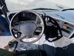 SCANIA P280 4x2 Euro 5 7,7 m Curtainsider and Tailli
