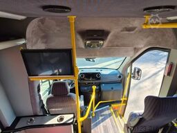 MERCEDES-BENZ Heckniederflur Sprinter 517 / 4 er Bestuhlung