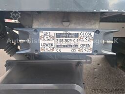 MERCEDES-BENZ 316 Sprinter *Junge Koffer *Dhollandia LBW*