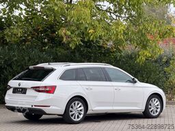 SKODA Superb 2.0 TDI SCR DSG Active Combi Panoramadach