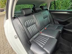 SKODA Superb 2.0 TDI SCR DSG Active Combi Panoramadach