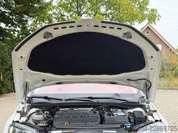 SKODA Superb 2.0 TDI SCR DSG Active Combi Panoramadach