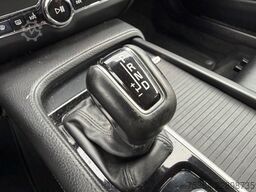VOLVO V90 D3 Momentum Leder Klima Navi Automatik Euro6