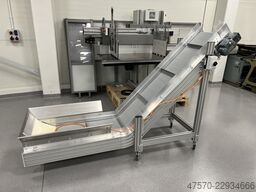 Conveyor belt for waste removal from guillotine, three-knife trimmer
