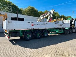 MEUSBURGER Pritsche Sattelauflieger mit 3 Achsen