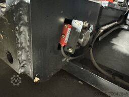 LINDE V ( 5213 ) - Wire Guidance !! DOUBLE steering !! Triplex FFL