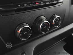 RENAULT MASTER 2.3 Bakwagen Laadklep!