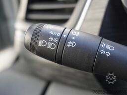 Renault Trafic 2.0 Blue dCi 130PK - Airco - Navi - Crui...