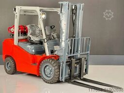 Heli CPYD25-G3- GAS  2,5t 3,3m Hub - KUBOTA - Garantie