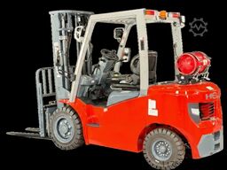 Heli CPYD25-G3- GAS  2,5t 3,3m Hub - KUBOTA - Garantie