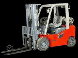 Heli CPYD35-G3- GAS  2,5t 4,7m Hub - KUBOTA - Garantie