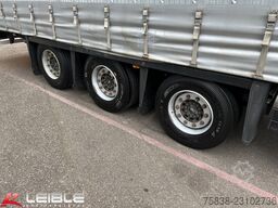 SCHMITZ CARGOBULL SCS 24*Varios Mega Tautliner*Hubdach*