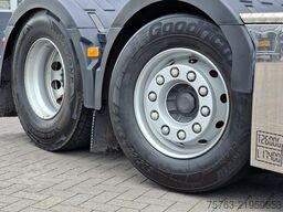 Volvo FH 13.500 6x2/4 Low roof - MA chassis - PTO/Hyd...
