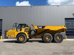 CAT 745 C (CE /Low Hours)