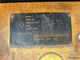 Komatsu HD605-7