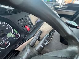 MAN TG-S 26.420 6x2 BL Abrollkipper Schub/Knickarm