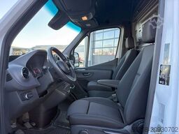 MERCEDES-BENZ Sprinter 315 CDI KA PRO L2H2 Navi AHK Standhzg.