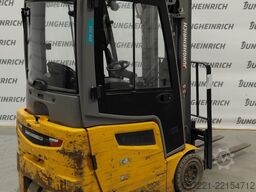 Jungheinrich EFG 215