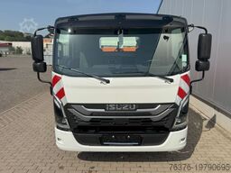 ISUZU M30 Autom. 5.2 Ltr. Absetzrollkipper + Funkfernb