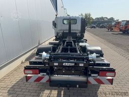 ISUZU M30 Autom. 5.2 Ltr. Absetzrollkipper + Funkfernb