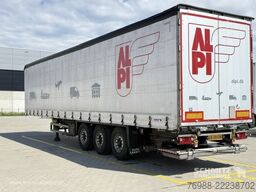 Schmitz Cargobull Curtainsider Standard Ladebordwand Getränke