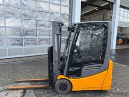 Jungheinrich EFG 215 / Triplex: 4.25m! / SS / nur 3.092h!