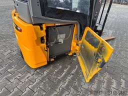 Jungheinrich EFG 215 / Triplex: 4.25m! / SS / nur 3.092h!