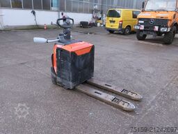 bt LPE 200/8 Batterie defekt!