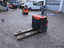 bt LPE 200/8 Batterie defekt!