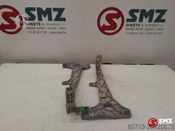 Mercedes Occ set koplampsteunen L/R Mercedes