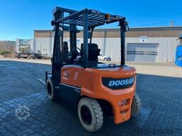 Doosan B50XC-7 / nur 230h! / SS / Zinkenverstellung