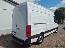 MERCEDES-BENZ Sprinter Kasten 314 CDI*Regale *